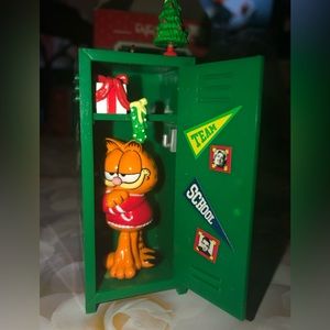 Vintage Enesco Christmas Ornament- Garfield Holiday Hideout - 1981, NWT
